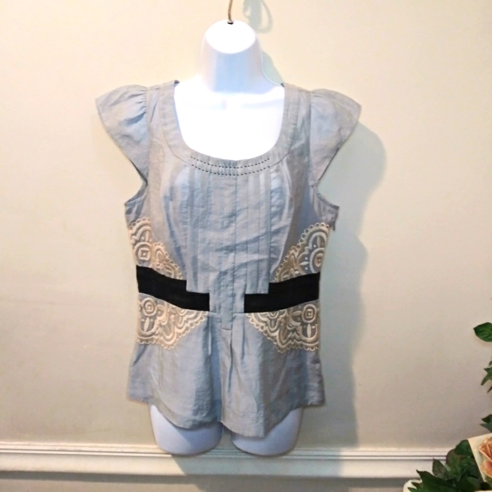 Anthropologie Floreat Cream Embroidered Slate Blue Flutter Sleeved Blouse